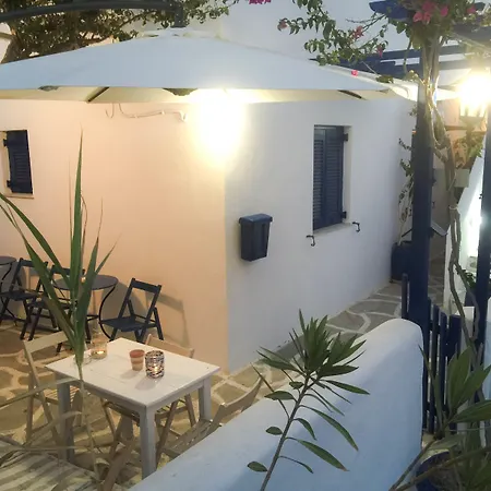 בית הארחה Galini 3*