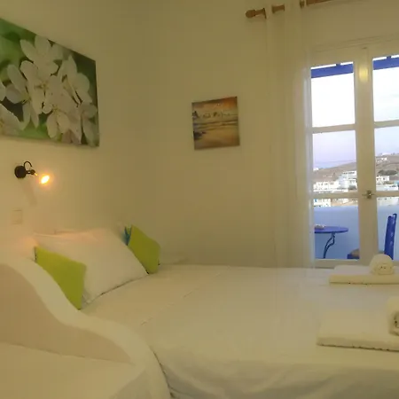 בית הארחה Galini נאוסה