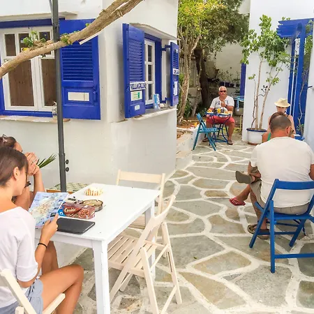 בית הארחה Galini 3*